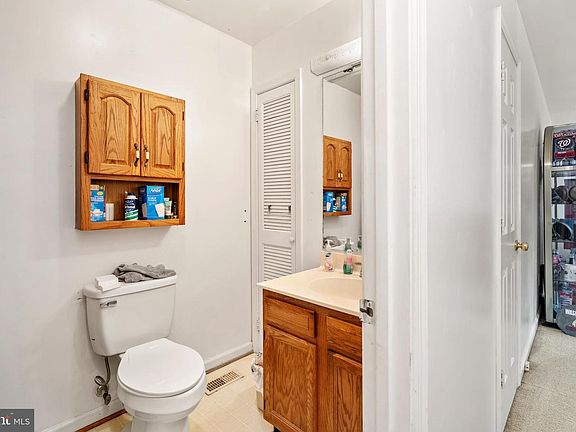 5th image of 8109 Lambs Creek Church Rd