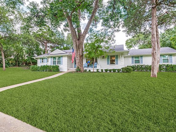 2nd image of 2031 Timbergrove Cir
