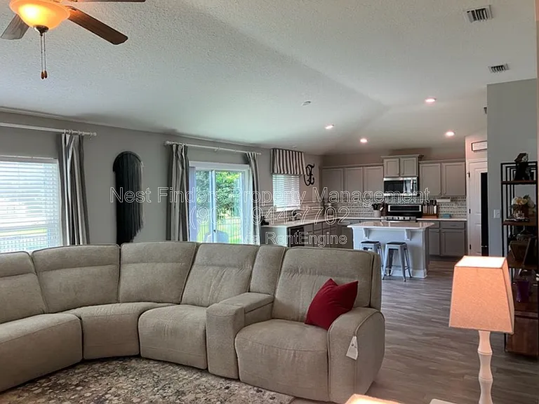 7842 Sunnydale Ln — Photo 13