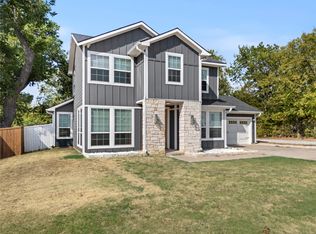 406 William St, Pottsboro, TX 75076