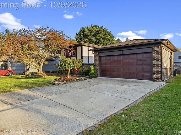3rd image of 42745 Saltz Rd