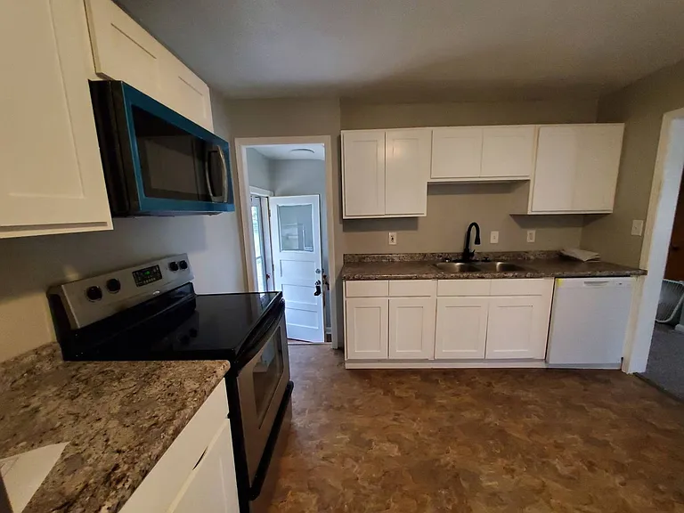 5451 Summit Rd — Photo 15