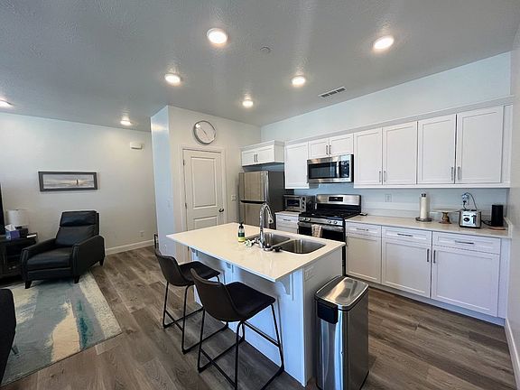3rd image of 5801 S Garnet Dr #2-304