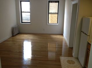 10810 72nd Ave, Forest Hills, NY 11375