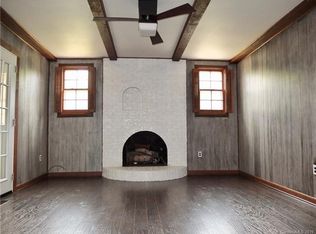 9104 Singingpine Rd, Charlotte, NC 28214