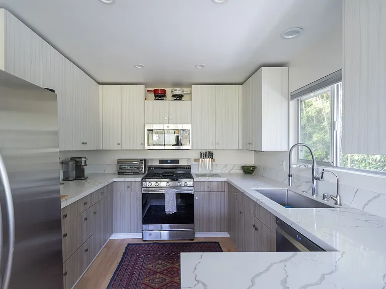 2822 Ben Lomond Dr — Photo 9