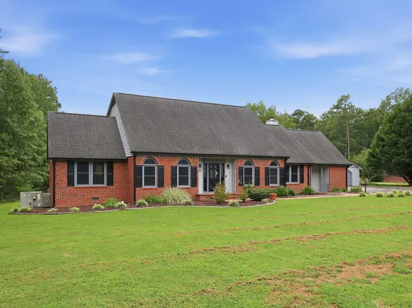 5601 Sky Lane Dr, Durham, NC 27704