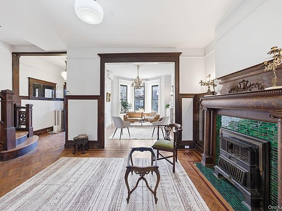 3rd image of 195 Rutland Road