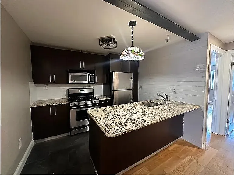 43 Wolcott St #2 — Photo 6