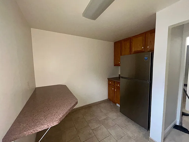 1243 Linden Ave #2 — Photo 12