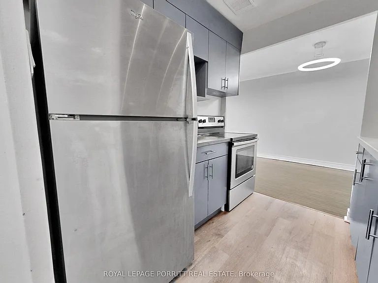 4 Superior Ave #5 — Photo 6