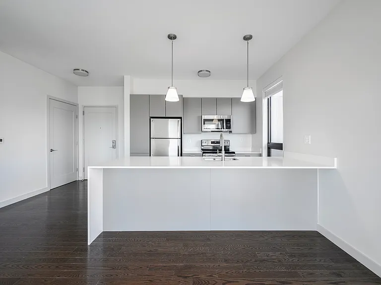 455 Harvard St #204 — Photo 6
