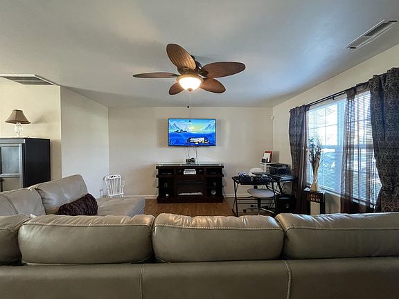 5th image of 7348 Garett Park Dr