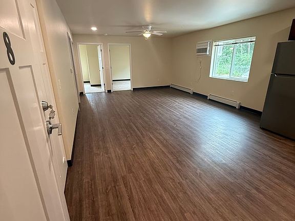 5th image of 1303 Foothill Ave