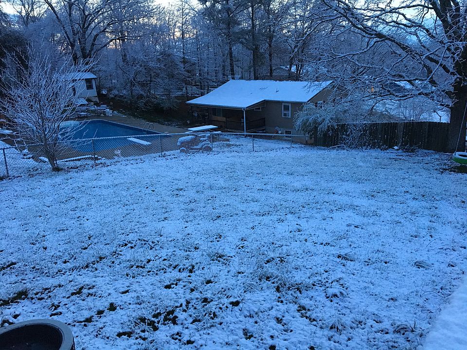 2nd image of 349 Belleview Dr SE