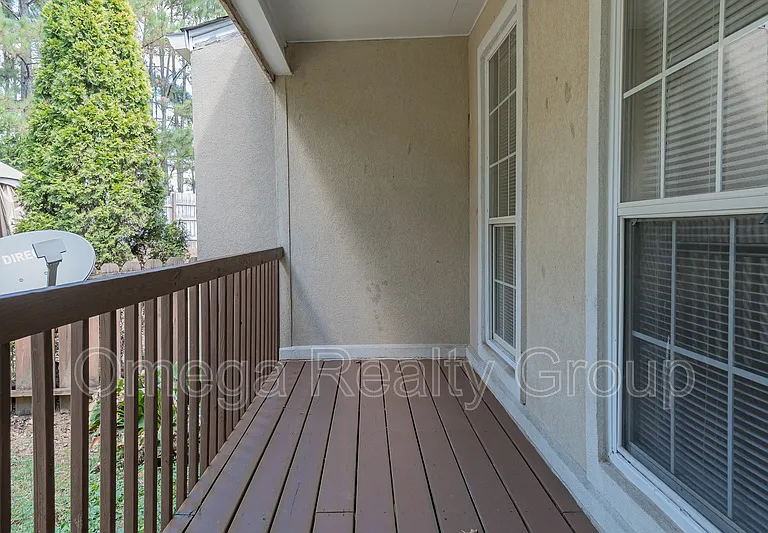 570 Treymoor Lake Cir — Photo 34