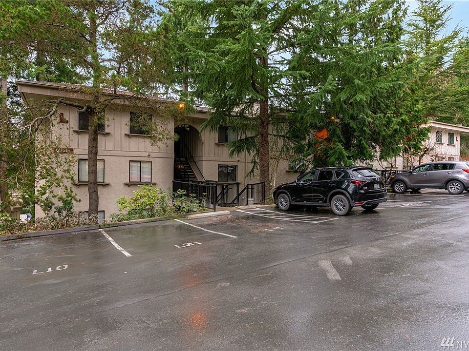 1st image of 12700 NE 116th St #L-30