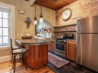 602 E 7th St, South Boston, MA 02127