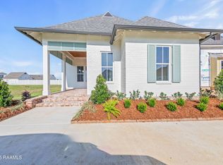 212 Windswept Ln, Youngsville, LA 70592