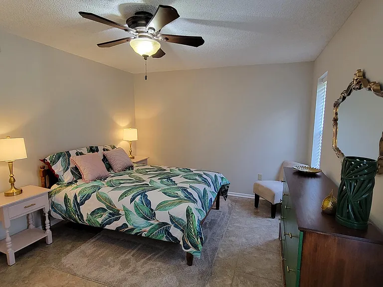 5120 Butter Creek Ln #4 — Photo 13