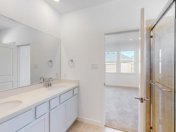 5th image of 7539 Magnolia Orchid Ln
