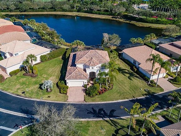3rd image of 9968 Saint Moritz Dr