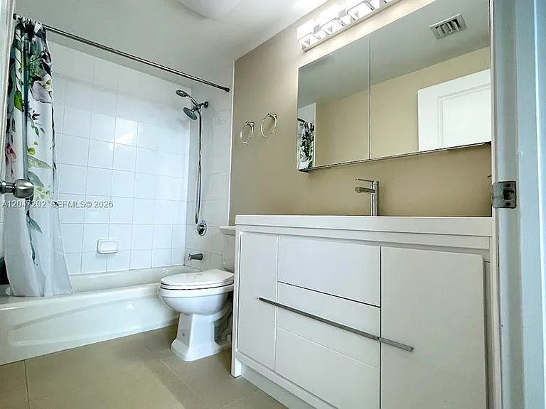 1250 S Miami Ave #2111 — Photo 15