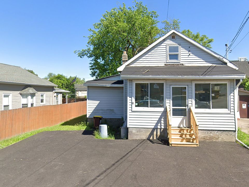 1st image of 4 Waterman Ave