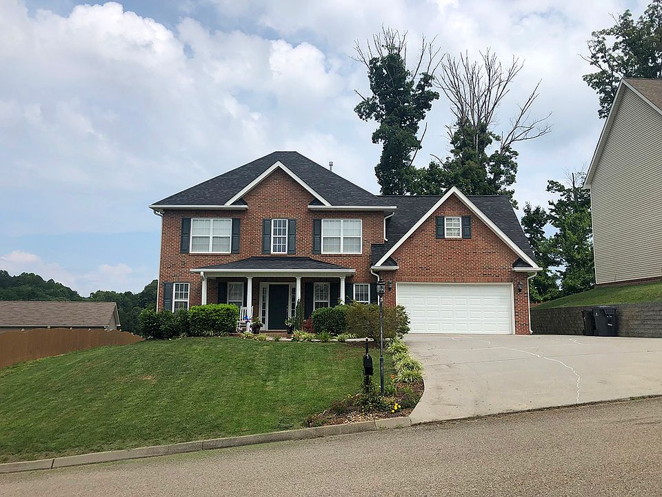 1st image of 3027 Oakleigh Township Dr