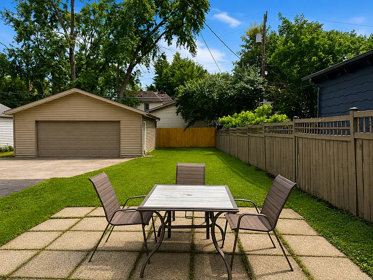 2449 Dale Ave — Photo 8