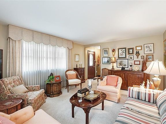 5th image of 4724 Eagleview Dr