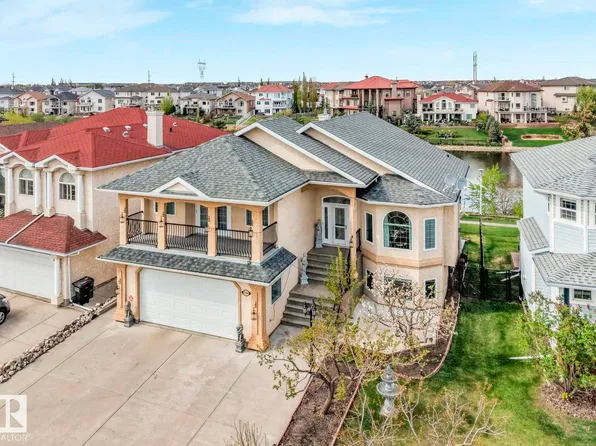 7504 161a Ave NW, Edmonton, AB T5Z 3S9