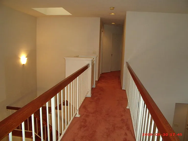 10679 Glendover Ln — Photo 2