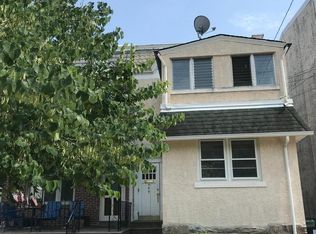 549 Hermitage St, Philadelphia, PA 19128