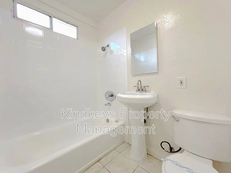 5044 Muir Ave — Photo 10