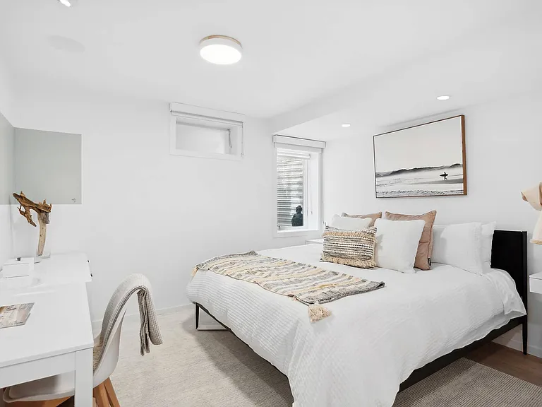 50 Terry Dr — Photo 20