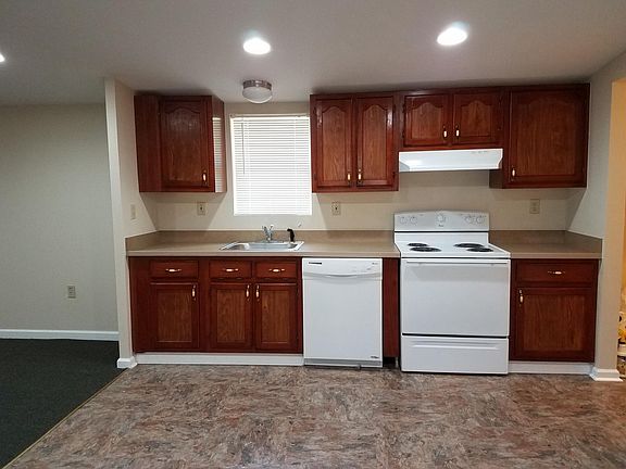 3rd image of 2303 Hamilton St