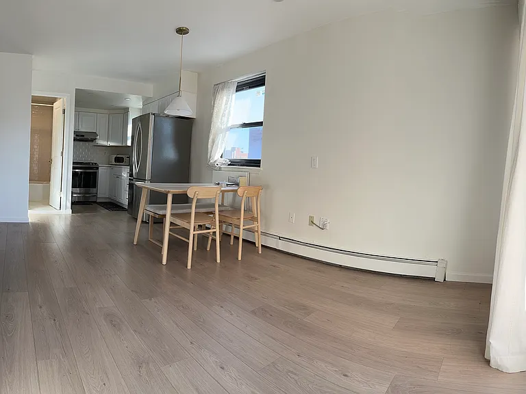 14468 38th Ave — Photo 1