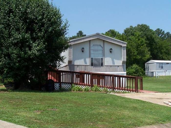 Large Corner Lot!