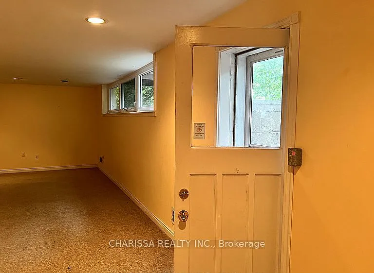 1238 Donlea Cres #BASEMENT — Photo 7