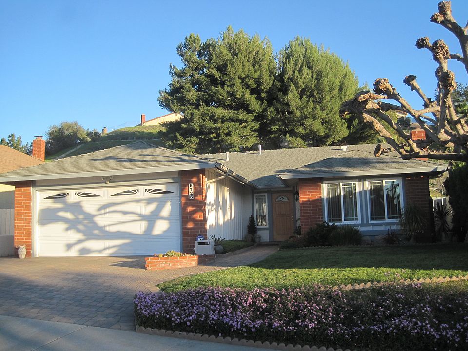 1st image of 6725 El Banquero Pl