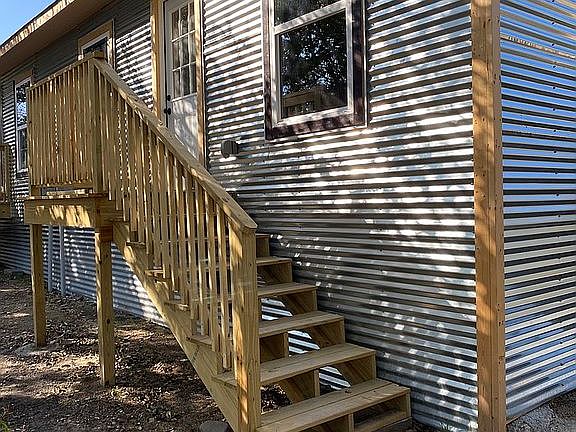 3rd image of 324 Mae Dr Unit A & B