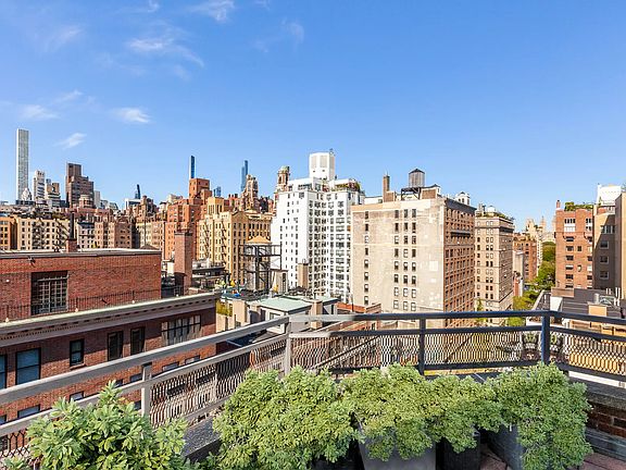 2nd image of 123 E 75th St APT 16C