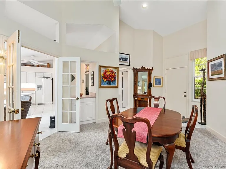 2201 NW Seagrass Dr — Photo 2