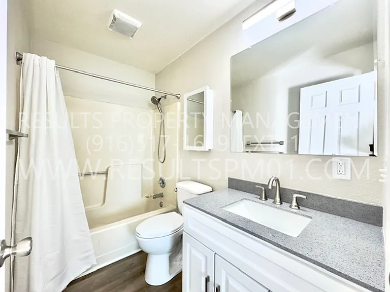 105 Parry St — Photo 7