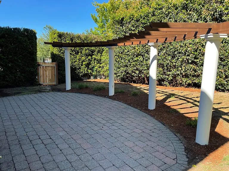 Nice private side yard with shaded afternoon