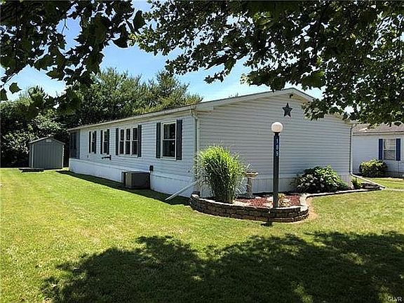 5th image of 189 Greenbriar Dr S