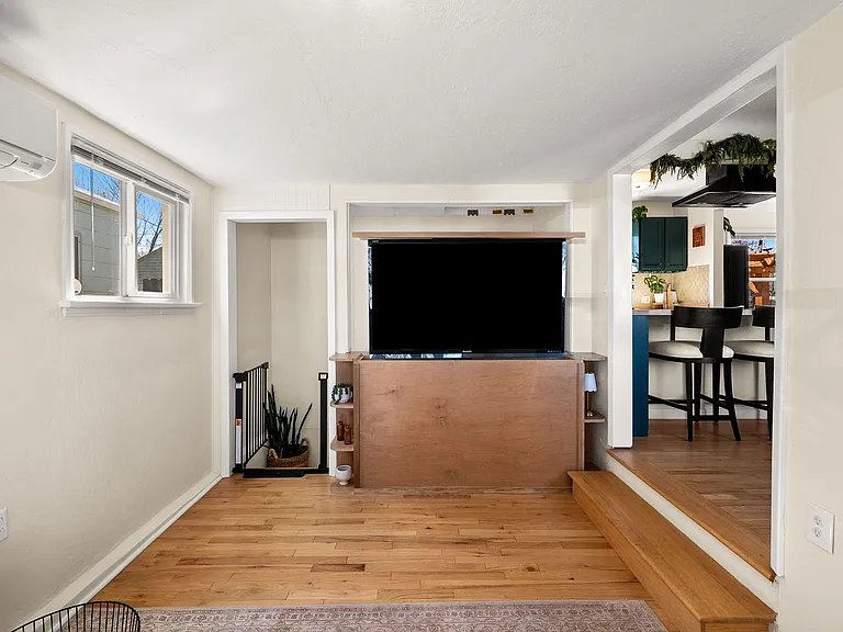 4345L S Washington St — Photo 15