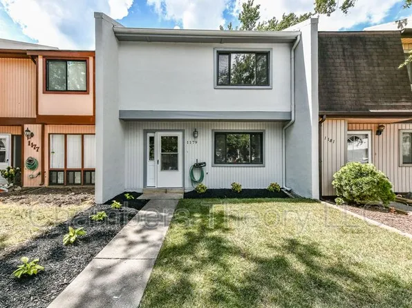 1179 Dublin Pl, Herndon, VA 20170