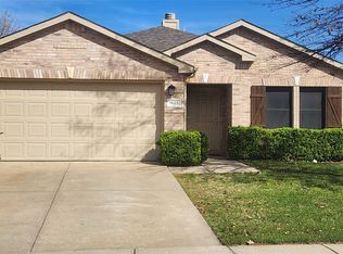1625 Princess Ln, Little Elm, TX 75068